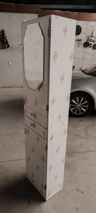 Mueble con espejo baño o entrada