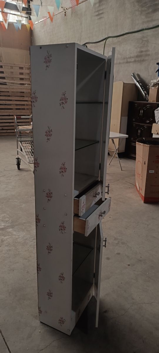 Mueble con espejo baño o entrada