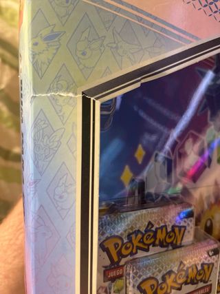 Caja con carpeta evoluciones prismaticas