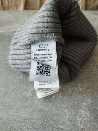 Gorro C.P. Company Gris 
