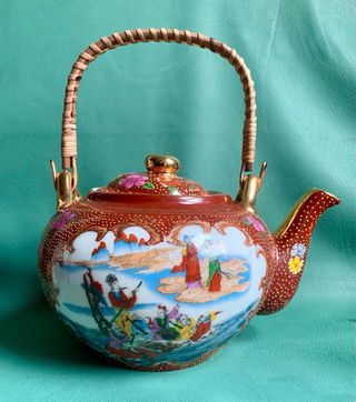 TETERA PORCELANA CHINA CON ASA DE RATAN