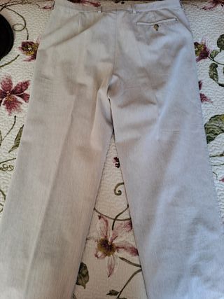 Pantalones Burberry caballero color arena T.46