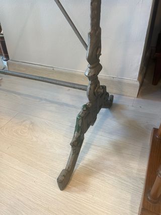 Mesa jardín mármol forja