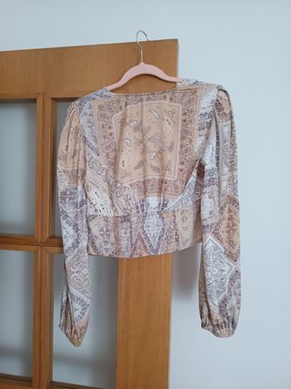 Conjunto top y falda. Top S y falta xs