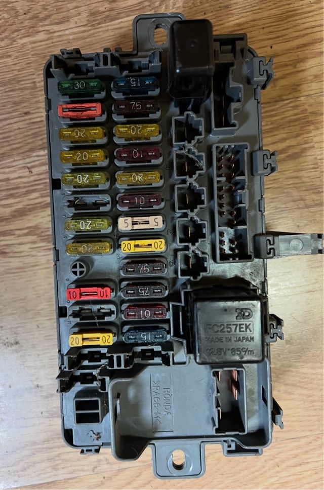 Fusibles Honda Civic EG - Unidad de Control