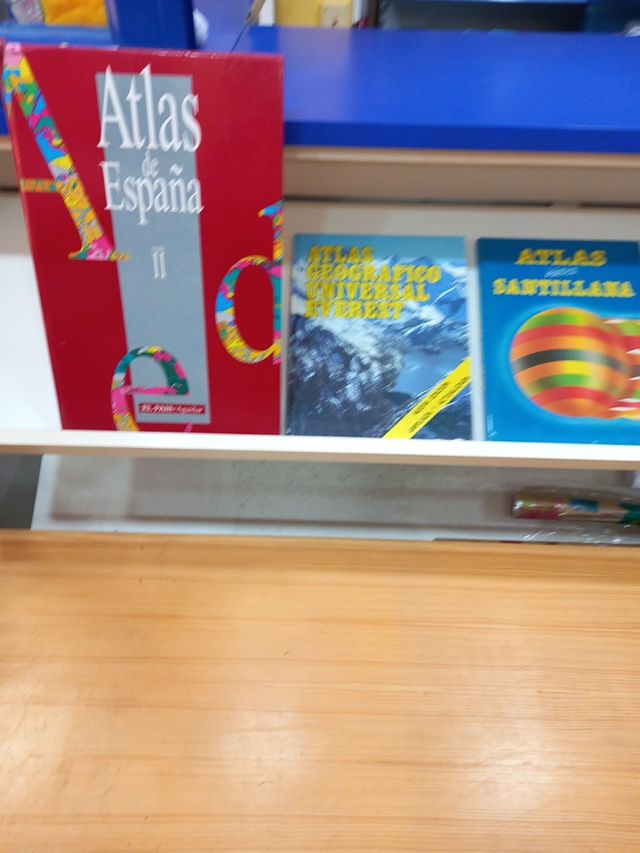 Atlas escolares: España, Everest, Santillana 6 atl