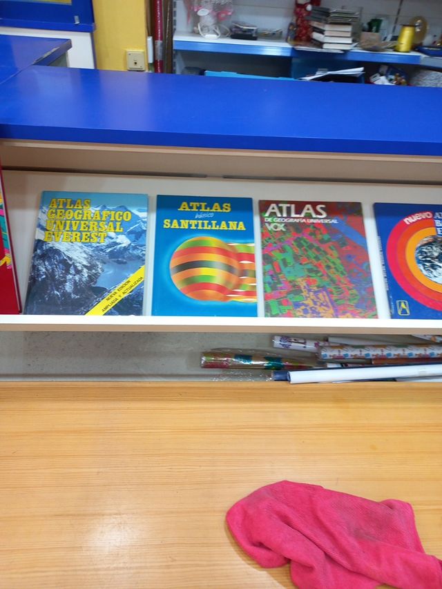 Atlas escolares: España, Everest, Santillana 6 atl