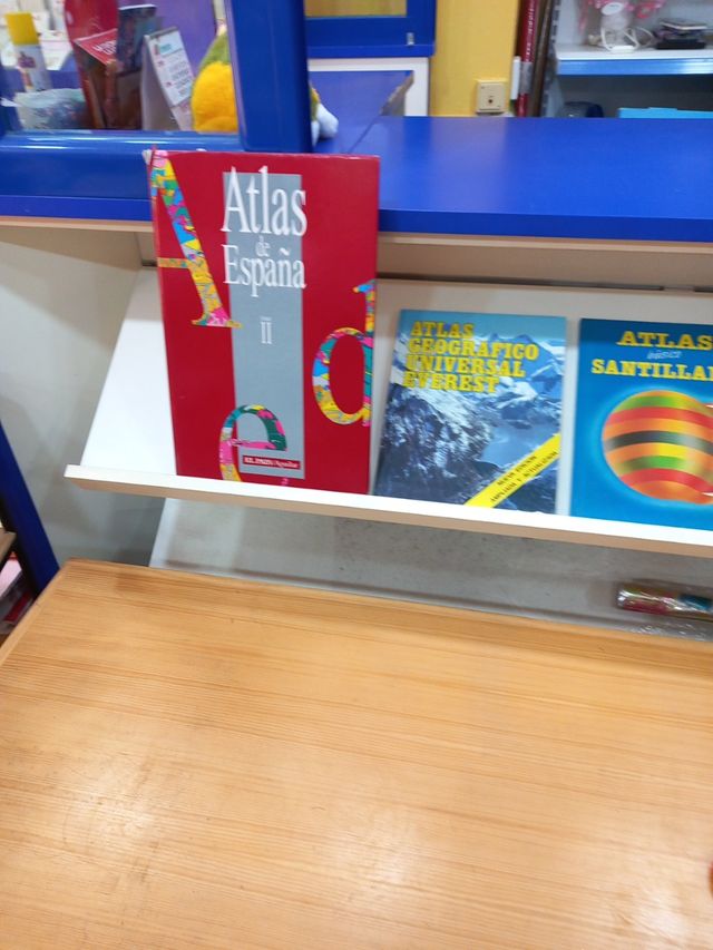 Atlas escolares: España, Everest, Santillana 6 atl