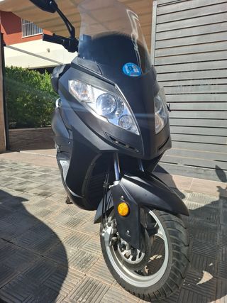 MaxiScooter eléctrica Efun Puma 9Kw carnet B