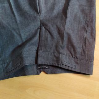 Pantalón gris Adolfo Domínguez mujer