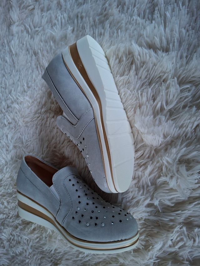 Cuñas ligeras, talla 37