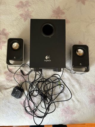Altavoces Logitech LS21 2.1