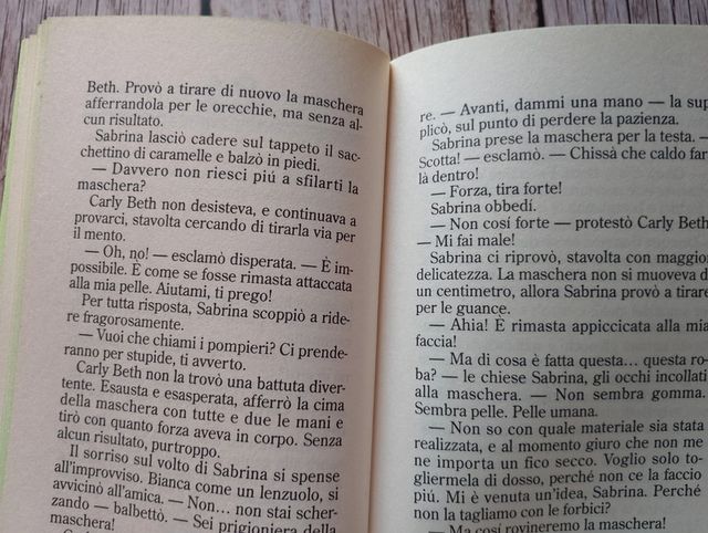 Piccoli Brividi: La Maschera Maledetta Mondadori