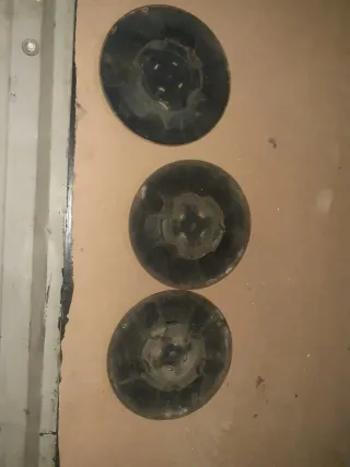 3 Tapacubos opel movano
