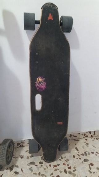 Longboard eléctrico meepo v5 segunda mano. 