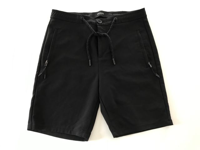 Pantalon corto negro