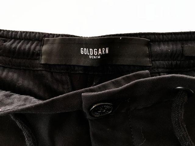 Pantalon corto negro