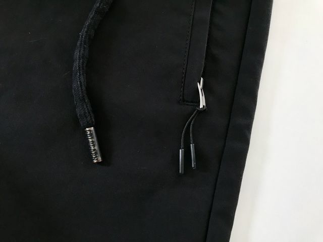 Pantalon corto negro