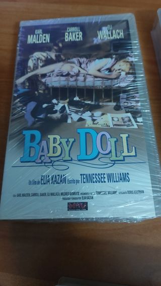 8 PELICULAS VHS CLASICAS