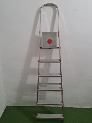 Escalera aluminio 5 peldaños