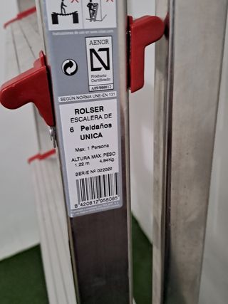 Escalera aluminio 5 peldaños