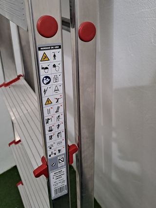 Escalera aluminio 5 peldaños