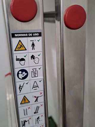 Escalera aluminio 5 peldaños