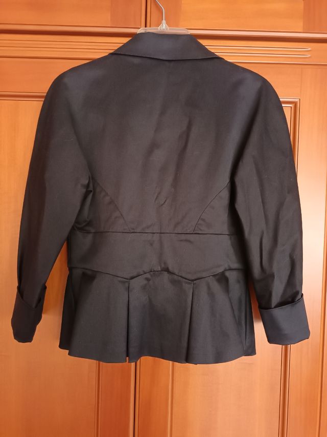 Chaqueta negra Lydia Delgado