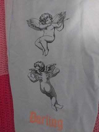 Pantalón chándal azul claro de Bershka