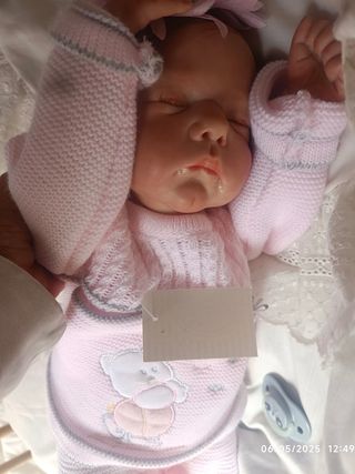 Bebé Reborn niña