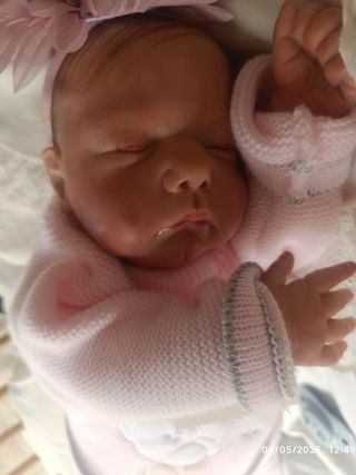Bebé Reborn niña