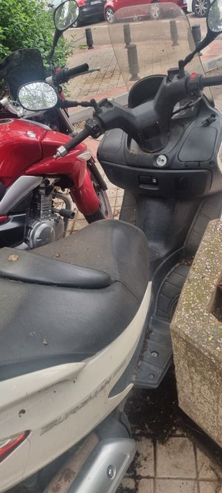 Suzuki Burgman 200cc