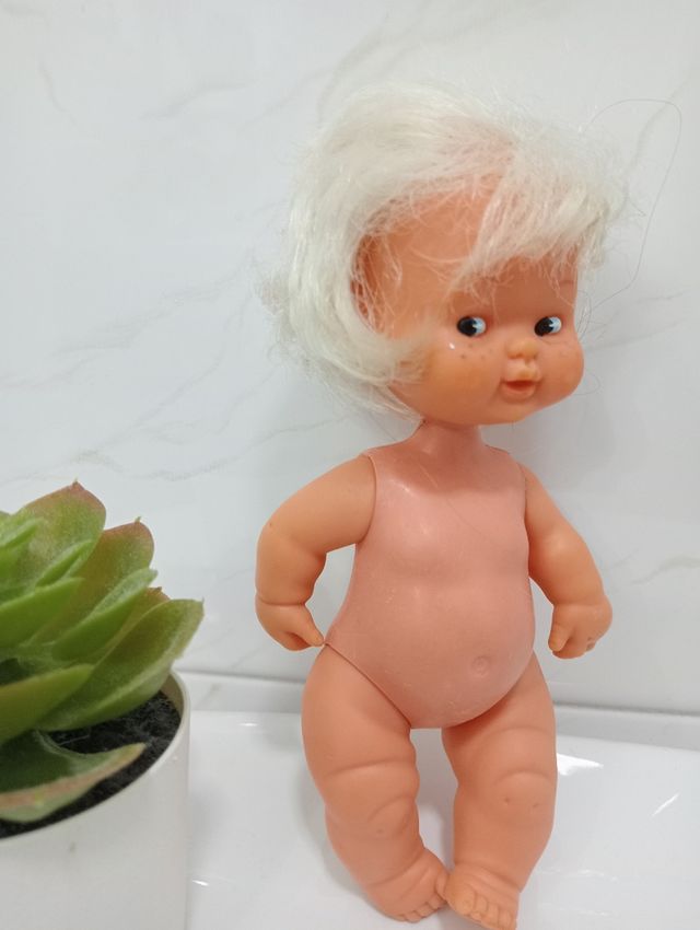 Muñeca barriguitas años 80