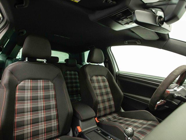 VOLKSWAGEN Golf GTI Performance 2.0 TSI 180kW 245CV