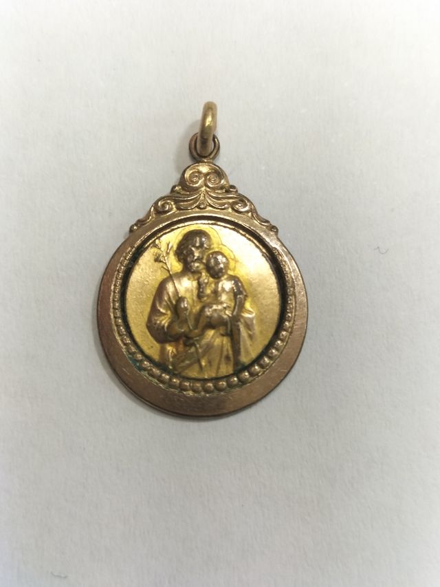 Medalla cristo nazareno