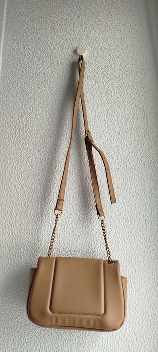 Bolso Primark beige bandolera