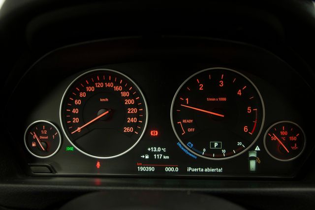BMW Serie 3 318d Touring
