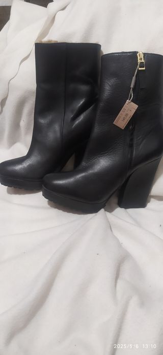 Botas uterqüe