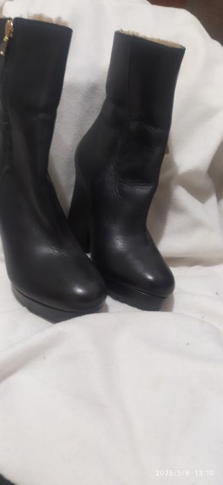 Botas uterqüe