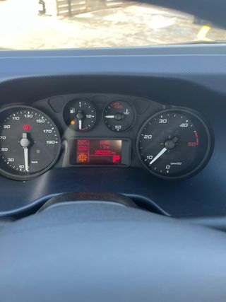 IVECO  DAILY  CAJA ABIERTA 