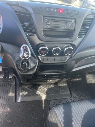 IVECO  DAILY  CAJA ABIERTA 