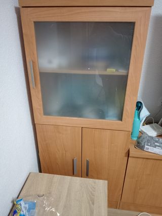 Mueble TV marrón - madera y cristal