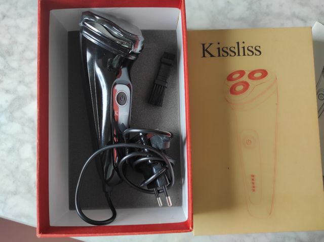 Afeitadora eléctrica Kissliss - 3 cabezales