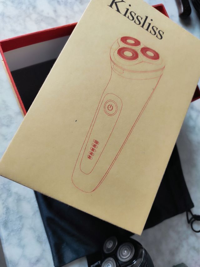 Afeitadora eléctrica Kissliss - 3 cabezales