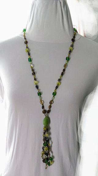Collar verde 