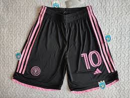 lote de camisetas futbol y pantalones