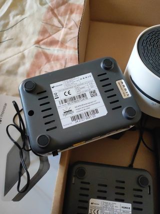  2 decos UHD Tv y amplificador smart wifi.