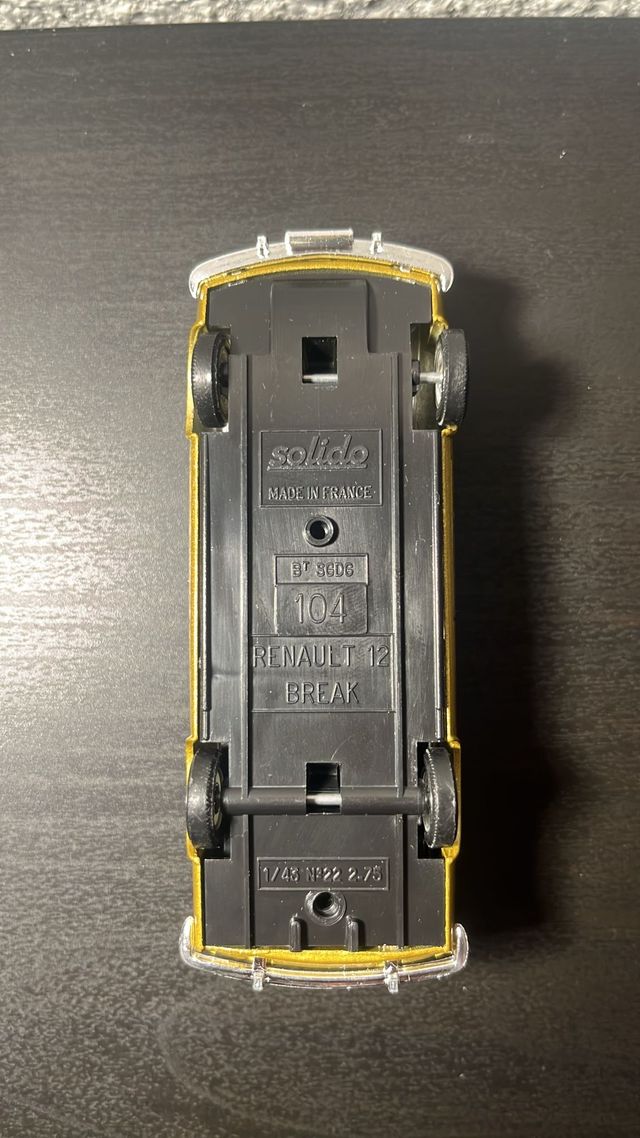 RENAUL 12 BREAK E:1/43 SOLIDO