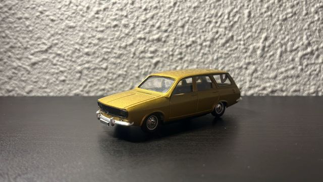 RENAUL 12 BREAK E:1/43 SOLIDO