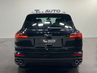 Porsche Cayenne 2016